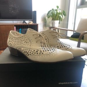 Dolce Vita Leather oxfords sz 8